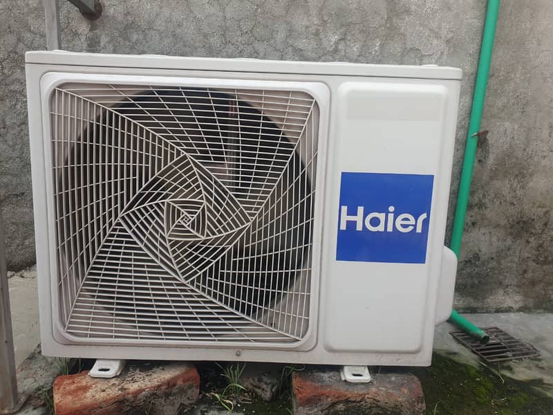 Haier DC inverter 1 ton heat and cool 2