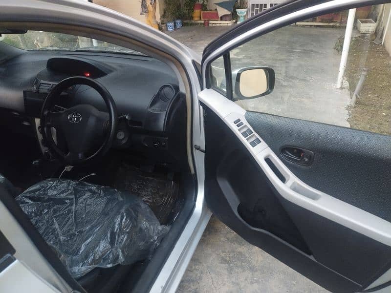 Toyota Vitz 2007 7