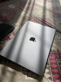 Macbook M1 PRO 16 inch