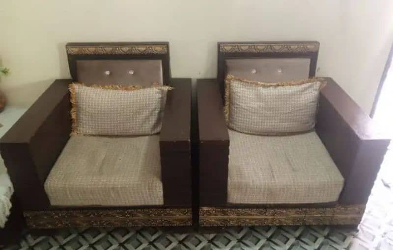 beautiful sofa for sale 2