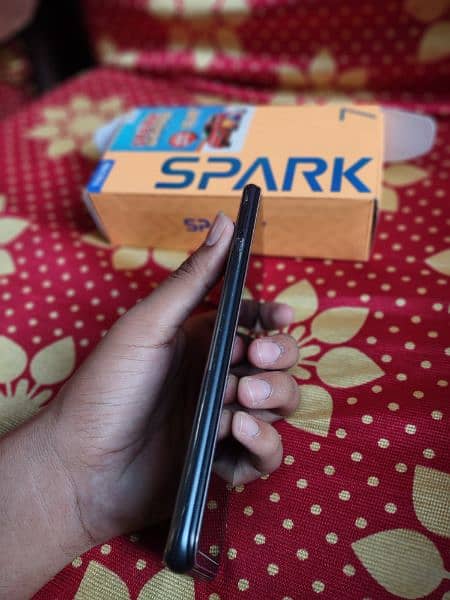 Tecno spark 7 2