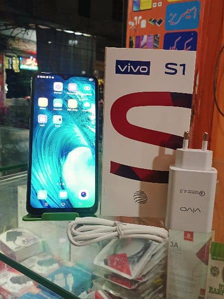 vivo s1 (8Gb/256Gb) Ram full new with box and charger 1