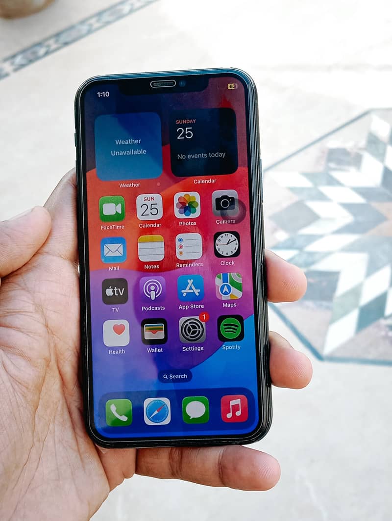 Iphone 11 pro  256 GB 5