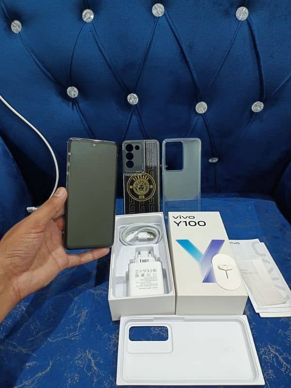 Vivo y100 8/256 (New) 2