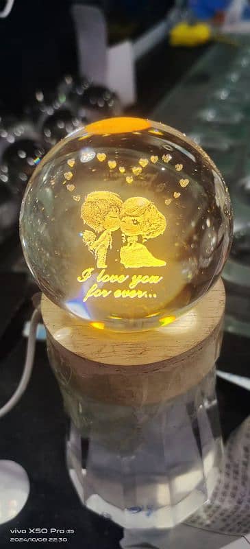 beautiful crystal ball with couple design 2