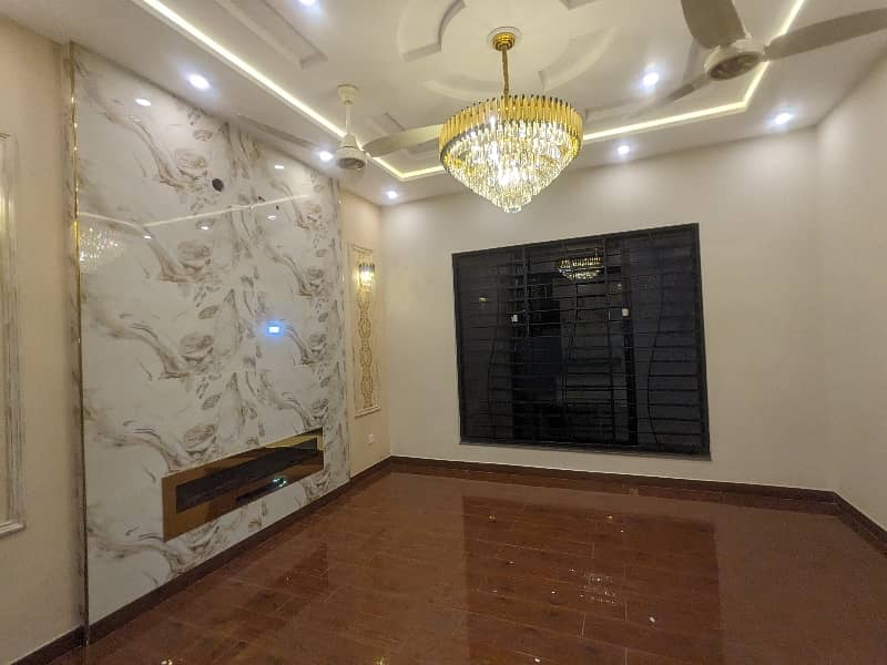 11 Marla brand new luxery ultra Modern stylish style double storey house available for sale in bahriatown lahore by fast property services with orignal pics its owner built 6