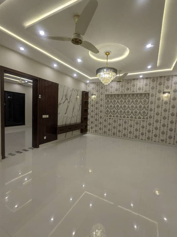 11 Marla brand new luxery ultra Modern stylish style double storey house available for sale in bahriatown lahore by fast property services with orignal pics its owner built 8