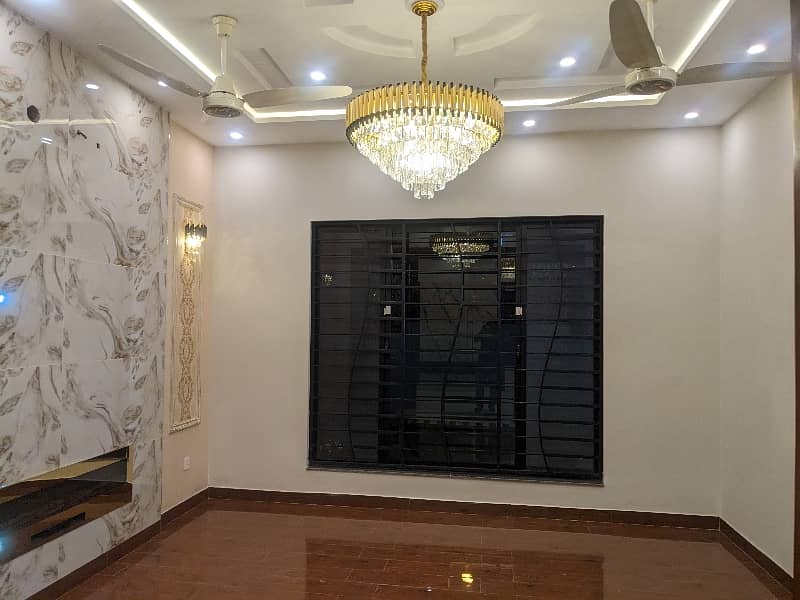 11 Marla brand new luxery ultra Modern stylish style double storey house available for sale in bahriatown lahore by fast property services with orignal pics its owner built 37