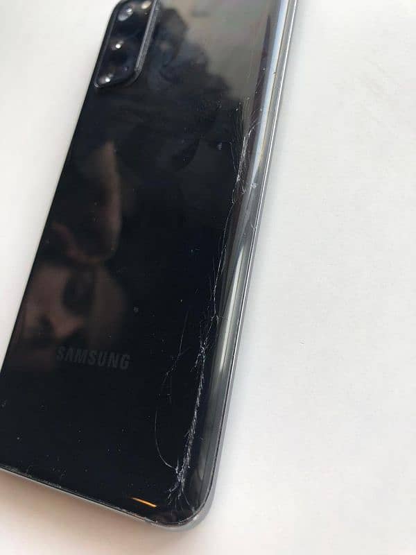 snmsung s20 5g back glass crack non pta or koi fault ni 6