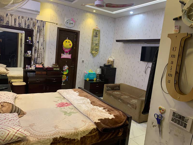 LUXURIOUS 7.5 MARLA HOUSE FOR SALE AT EYE CATCHING LOCATION IN JOHAR TOWN 3