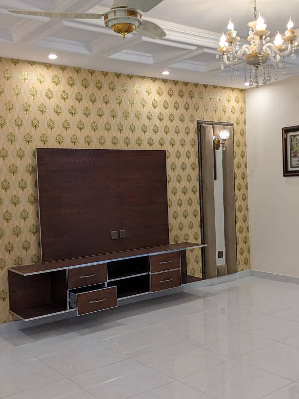 LUXURIOUS 7.5 MARLA HOUSE FOR SALE AT EYE CATCHING LOCATION IN JOHAR TOWN 25