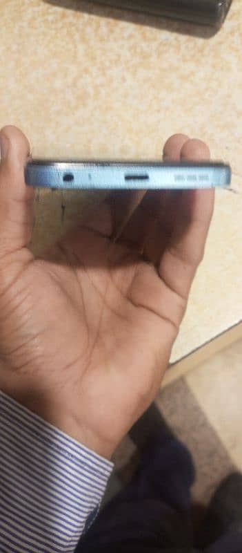 Infinix hot 30i 8 128 best phone 6