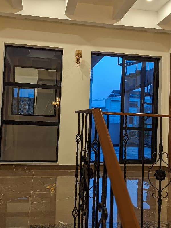 1 Kanal Brand New Luxury Double Storey Owner Built House Available For Sale Vip Well Hot Location Original Pics By Fast Property Services Real Estate And Builders Lahore 5