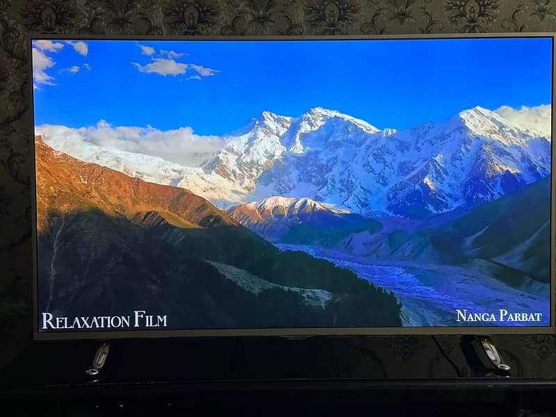 49" EcoStar 4K LED 3