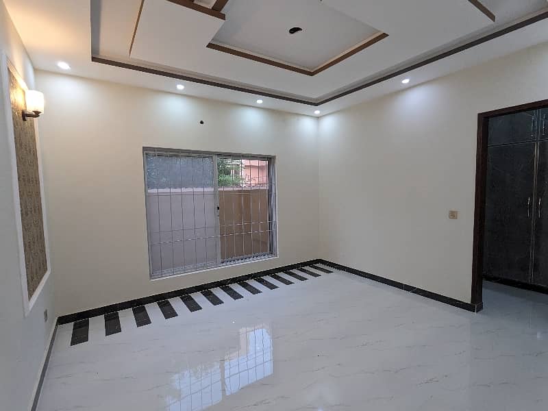 Brand New 10 Marla Beautiful House Standard Size House Latest Stylish Spanish Style Design Available For Sale In Opf Housing Society Lahore With Original Pics 18