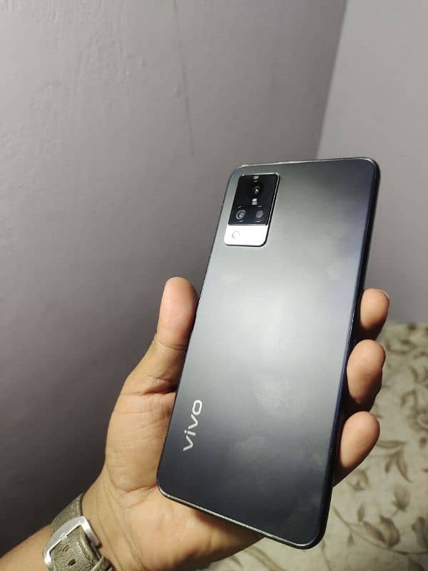 vivo v21 1