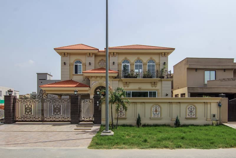 1 Kanal Slightly Used Unique Spanish Design House For Sale At Prime Location In DHA PHASE 5 Lahore 0