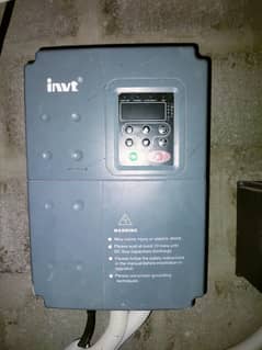 vfd invtr 5/11 kw ka hay perfect working 3phce bhi hay or 220 bhi hay