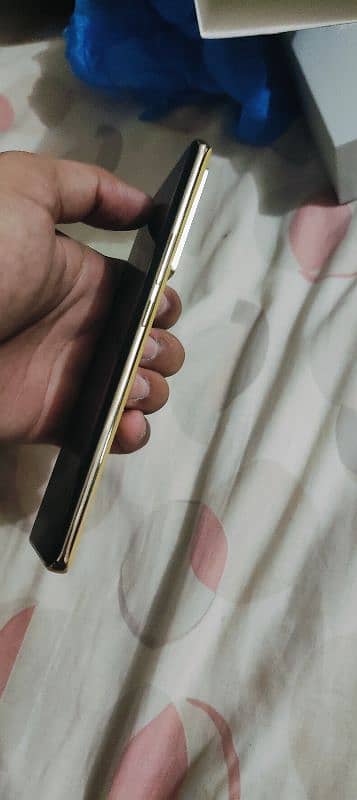 INFINIX NOT 40 PRO 4