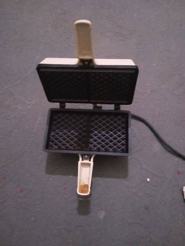 imported waffle maker made by Hong kong 2