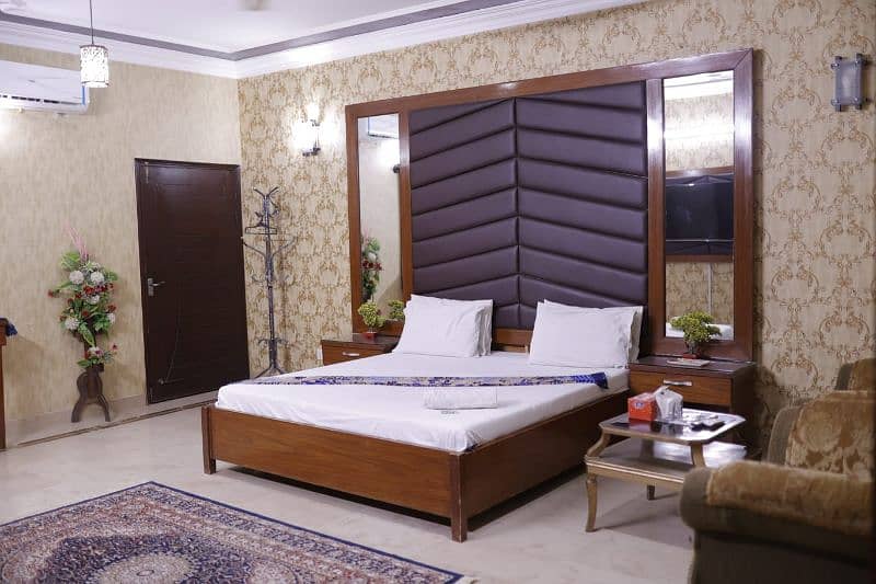 Guest House gulistan e johar for family 3