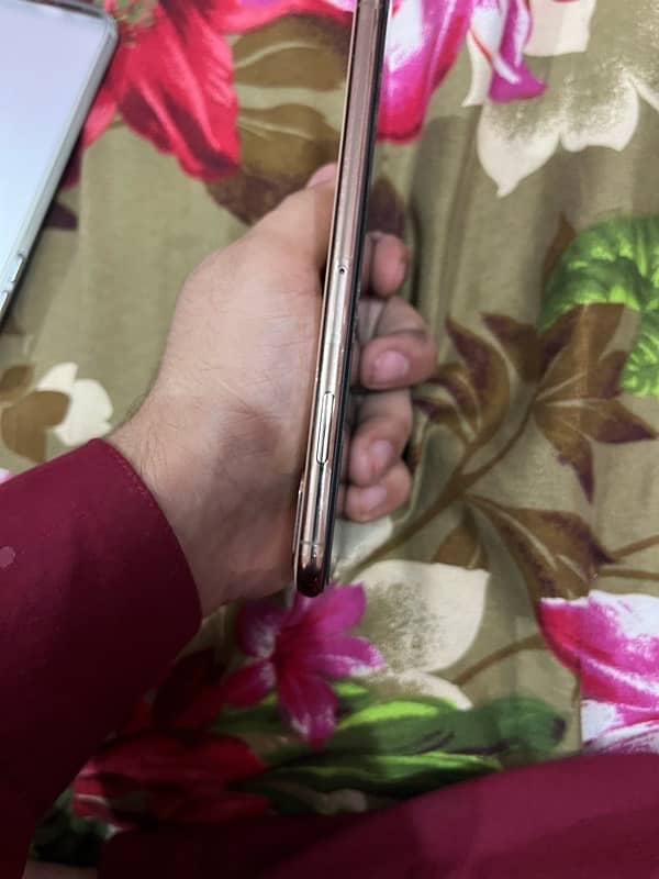 iphone XS max PTA APPROVED WITH BOX 256 gb 3