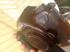 canon 6d with battery charger