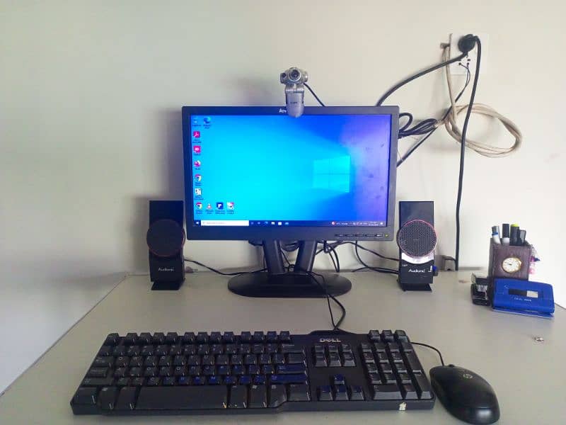 Desktop Computer Dell core i5 2