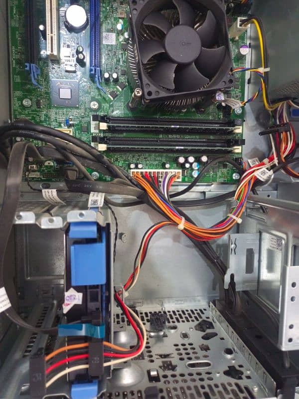 Desktop Computer Dell core i5 4