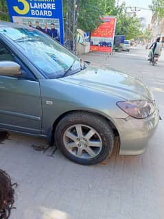 Honda Civic Oriel 2005