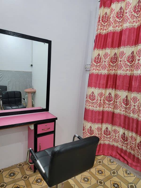 Beauty Parlor For Sale or Rent at Prime Location 4