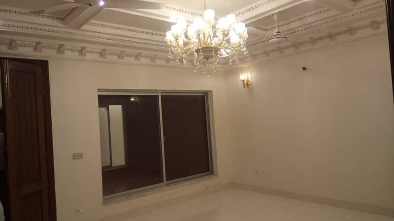 1 Kanal Modern Design Double Unit House For Sale In Sui Gas Society Near To DHA Phase 5 Lahore. 31