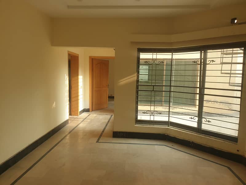 1 Kanal Beautiful House Available For Rent In Z Block DHA Phase 3 Lahore 19