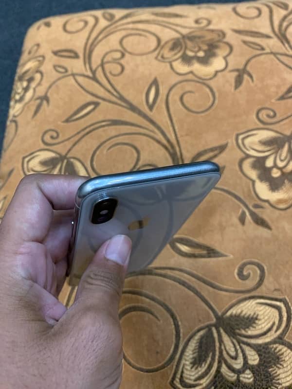 iPhone x Non PTA 256 1