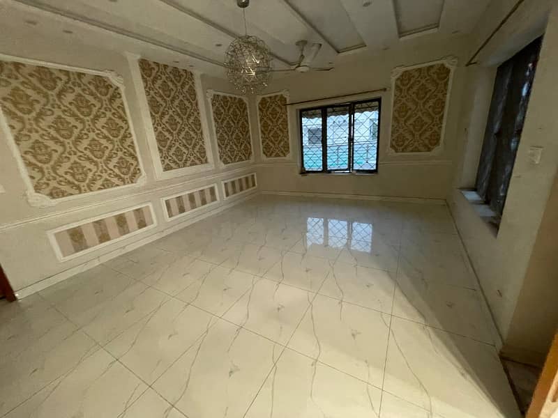 1 Kanal Upper Portion Available For Rent In DHA Phase-4 Block-AA 6