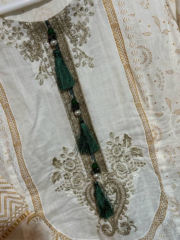 cotton and lawn suits new condition with embroidery 11