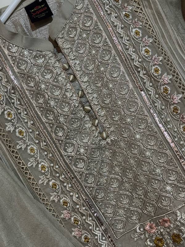 cotton and lawn suits new condition with embroidery 18