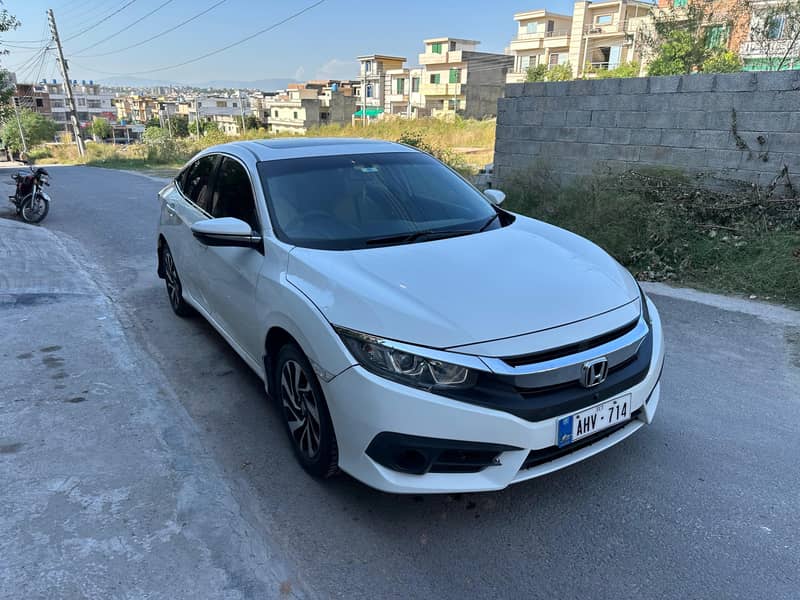 Honda Civic Oriel 2018 4