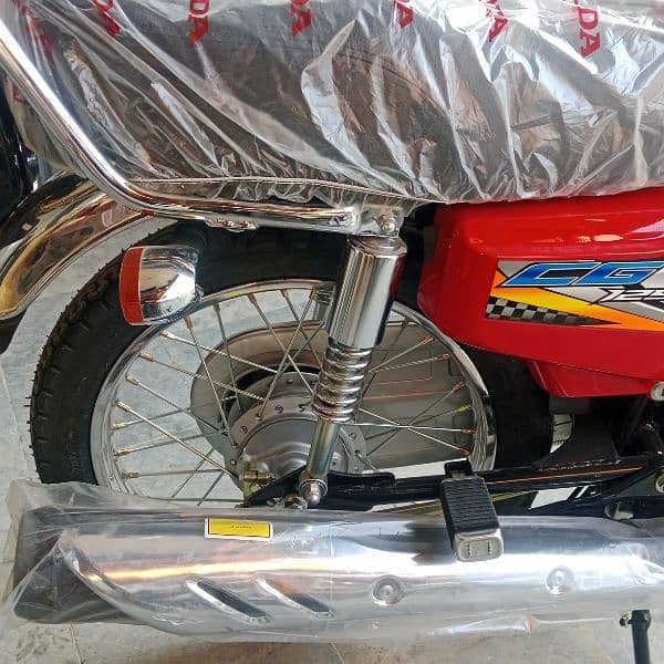 Honda CG 125 Zero Metar 4