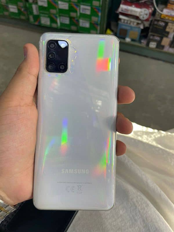 Samsung galaxy a31 6