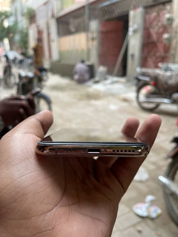 iPhone XS pta approved 0