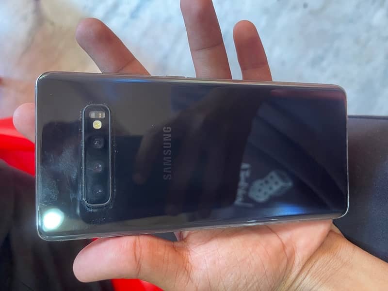 SAMSUNG GALAXY S10 Plus 3