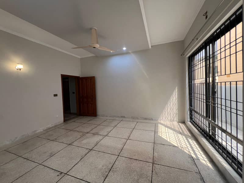 1 Kanal Beautiful House Available For Rent In W Block DHA Phase 3 Lahore 2