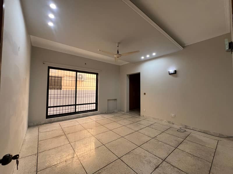 1 Kanal Beautiful House Available For Rent In W Block DHA Phase 3 Lahore 17