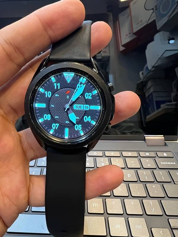 samaung galaxy watch 3 45mm Black Shaded Screen Full working Condition 4