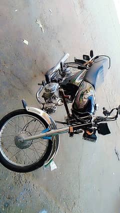 Honda cd70 look like new