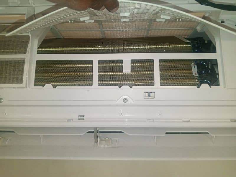 Kenwood DC inverter 1.5 ton 3