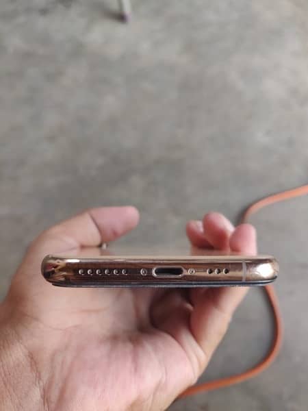 iPhone XS 64gb non pta 3