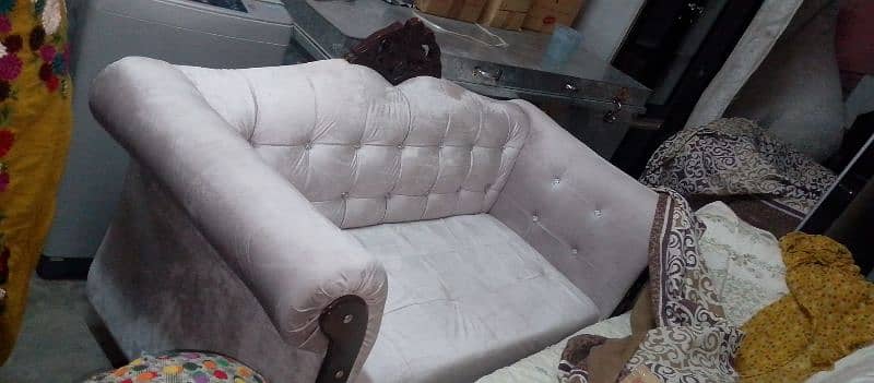 crown sofa set 2