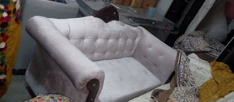 crown sofa set 3